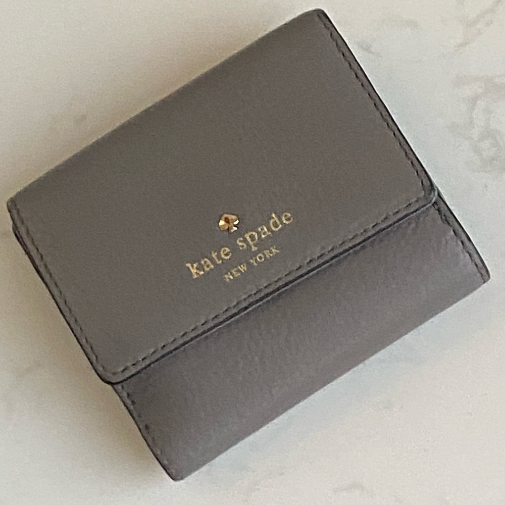 kate spade Tavy gray leather Wallet